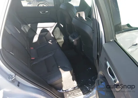 2024 Volvo Xc60 B5 Plus Dark Theme from USA, damaged, VIN YV4L12RL6R1923705